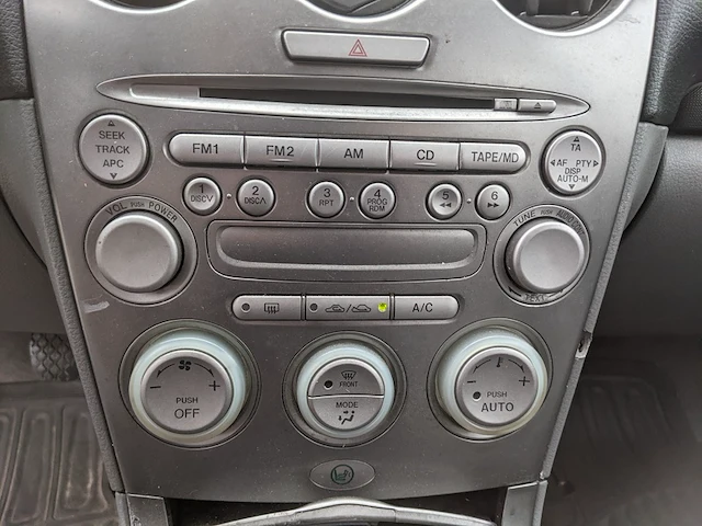 Personenauto mazda, 6 sport 2.0i, bouwjaar 2004 - afbeelding 14 van  45
