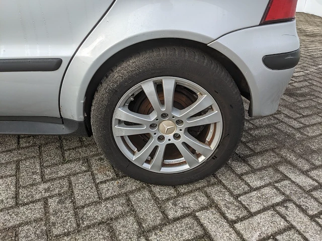 Personenauto, mercedes-benz, a 160 - afbeelding 30 van  47