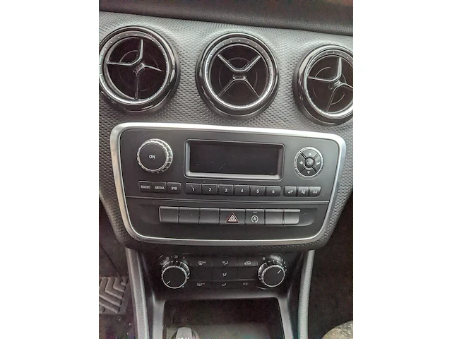 Personenauto mercedes-benz, a-klasse 160, wit, bouwjaar 2016 - afbeelding 10 van  54