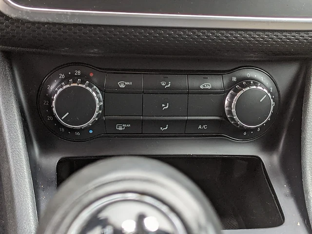 Personenauto mercedes-benz, a-klasse 160, wit, bouwjaar 2016 - afbeelding 11 van  54