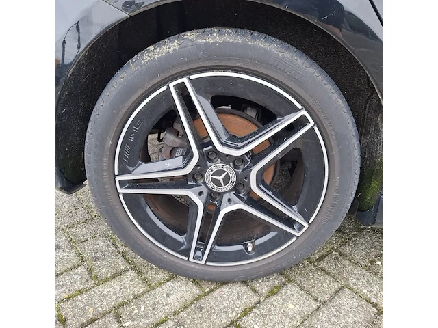 Personenauto mercedes-benz, a-klasse 180, zwart, bouwjaar 2019 - afbeelding 4 van  46