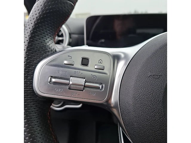 Personenauto mercedes-benz, a-klasse 180, zwart, bouwjaar 2019 - afbeelding 9 van  46