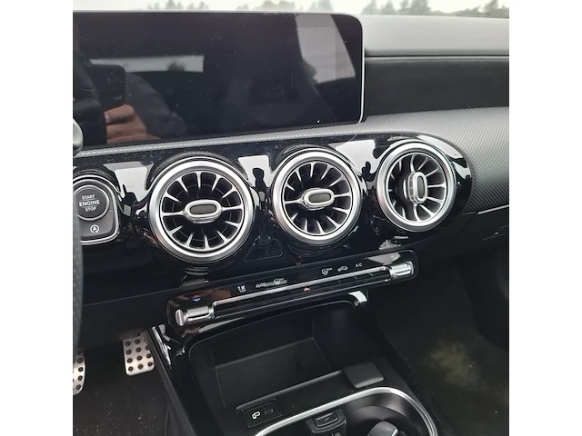 Personenauto mercedes-benz, a-klasse 180, zwart, bouwjaar 2019 - afbeelding 16 van  46