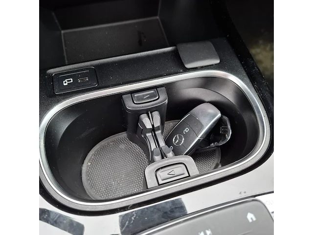 Personenauto mercedes-benz, a-klasse 180, zwart, bouwjaar 2019 - afbeelding 17 van  46
