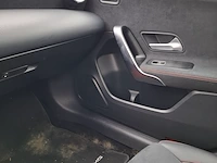 Personenauto mercedes-benz, a-klasse 180, zwart, bouwjaar 2019 - afbeelding 19 van  46