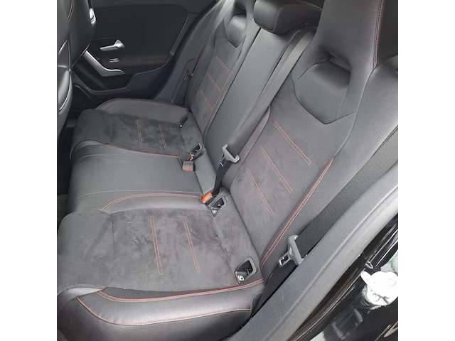 Personenauto mercedes-benz, a-klasse 180, zwart, bouwjaar 2019 - afbeelding 25 van  46