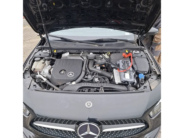 Personenauto mercedes-benz, a-klasse 180, zwart, bouwjaar 2019 - afbeelding 29 van  46
