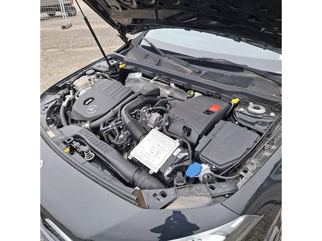 Personenauto mercedes-benz, a-klasse 180, zwart, bouwjaar 2019 - afbeelding 33 van  46