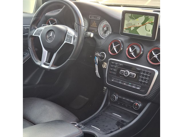 Personenauto mercedes-benz, a-klasse 250, bouwjaar 2014 - afbeelding 7 van  116