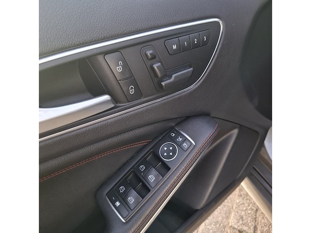 Personenauto mercedes-benz, a-klasse 250, bouwjaar 2014 - afbeelding 28 van  116