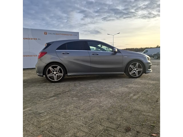 Personenauto mercedes-benz, a-klasse 250, bouwjaar 2014 - afbeelding 51 van  116