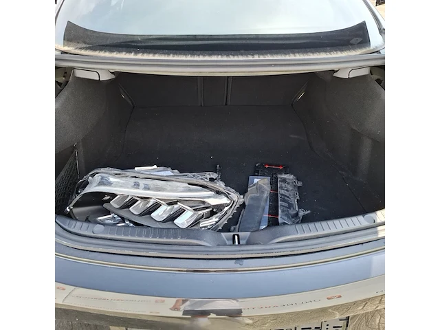 Personenauto mercedes-benz, amg c 63 v8 biturbo - afbeelding 28 van  45