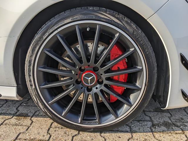 Personenauto , mercedes benz, amg cla 45 4matic ambition shooting brake, wit, 2017 - afbeelding 11 van  58