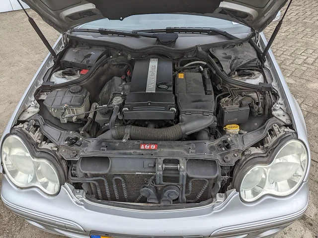 Personenauto mercedes-benz, c-klasse 200 kompressor elegance , bouwjaar 2006 - afbeelding 27 van  47