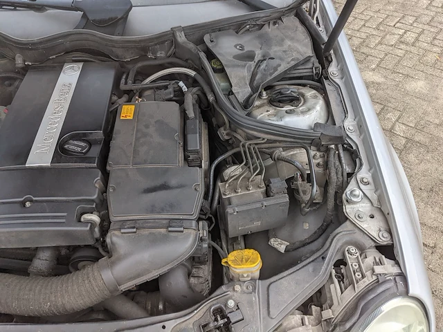 Personenauto mercedes-benz, c-klasse 200 kompressor elegance , bouwjaar 2006 - afbeelding 28 van  47
