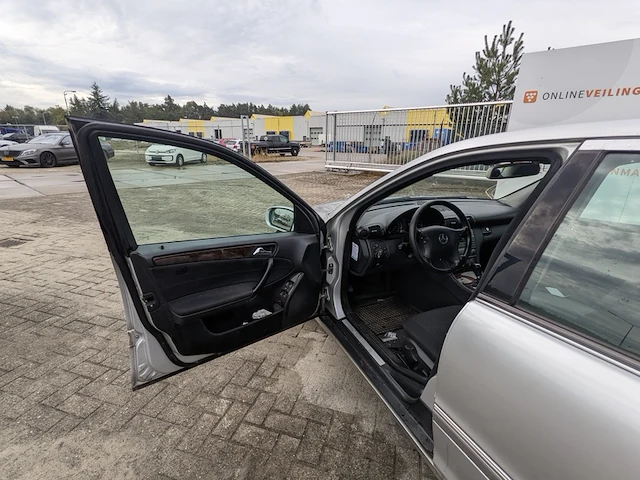Personenauto mercedes-benz, c-klasse 200 kompressor elegance , bouwjaar 2006 - afbeelding 47 van  47
