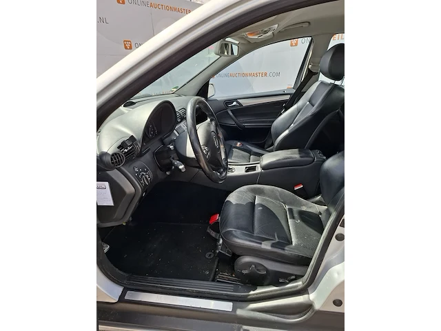 Personenauto mercedes-benz, c-klasse 220 cdi class, bouwjaar 2006 - afbeelding 8 van  31