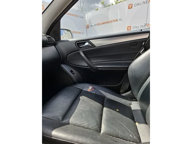 Personenauto mercedes-benz, c-klasse 220 cdi class, bouwjaar 2006 - afbeelding 13 van  31
