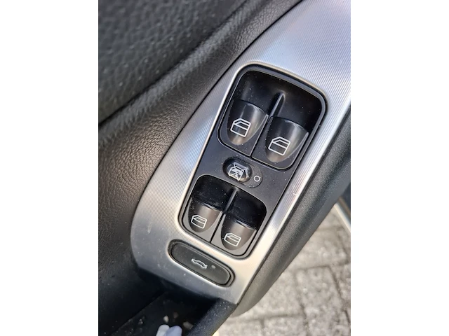 Personenauto mercedes-benz, c-klasse 220 cdi class, bouwjaar 2006 - afbeelding 15 van  31