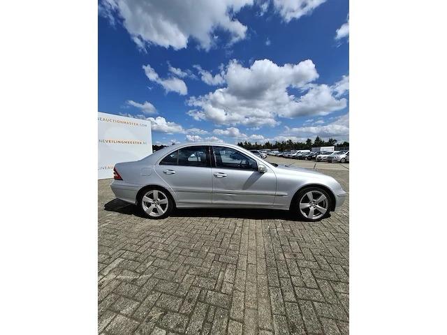 Personenauto mercedes-benz, c-klasse 220 cdi class, bouwjaar 2006 - afbeelding 28 van  31