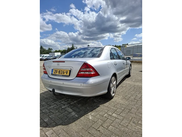 Personenauto mercedes-benz, c-klasse 220 cdi class, bouwjaar 2006 - afbeelding 29 van  31