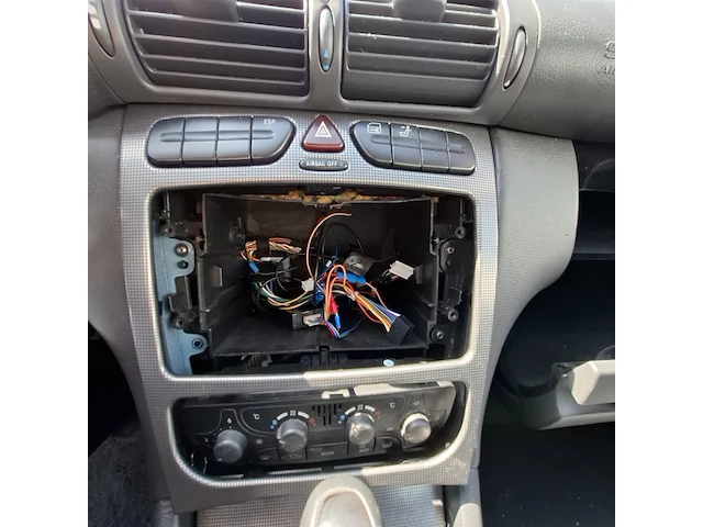 Personenauto mercedes-benz, c-klasse 240 elegance, bouwjaar 2000 - afbeelding 10 van  36