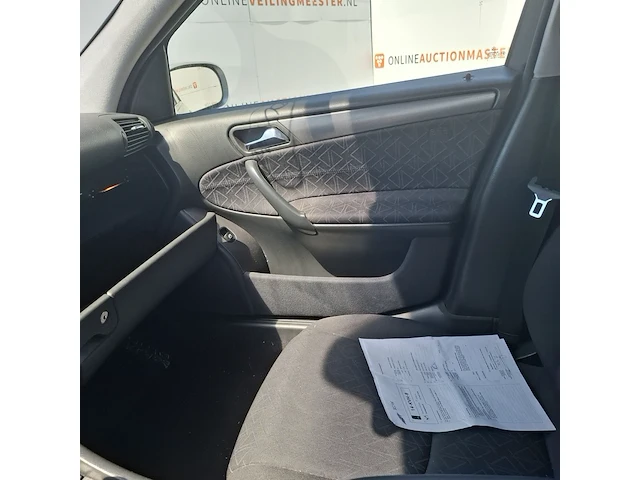 Personenauto mercedes-benz, c-klasse 240 elegance, bouwjaar 2000 - afbeelding 13 van  36