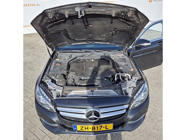 Personenauto mercedes benz, c-klasse 250 cdi, zwart, bouwjaar 2014 - afbeelding 33 van  95