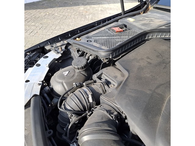 Personenauto mercedes benz, c-klasse 250 cdi, zwart, bouwjaar 2014 - afbeelding 38 van  95