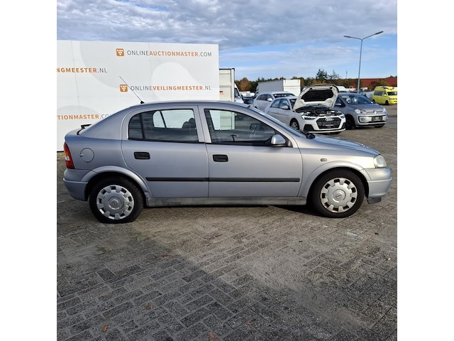 Personenauto mercedes benz, c-klasse 250 cdi, zwart, bouwjaar 2014 - afbeelding 53 van  95