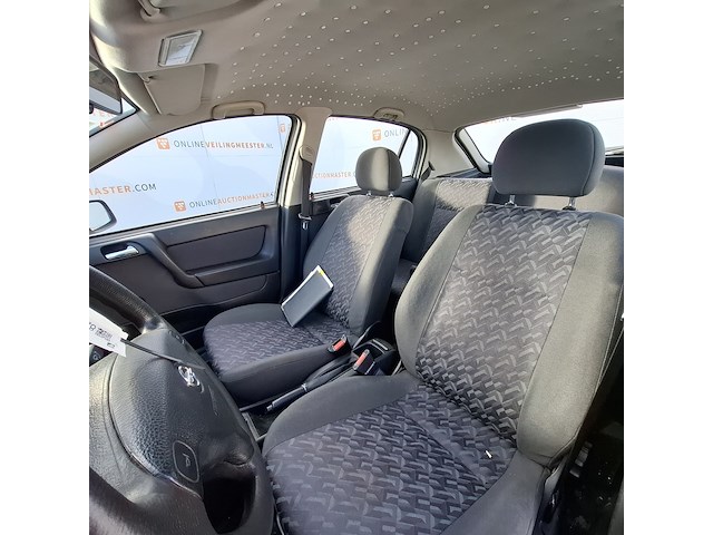 Personenauto mercedes benz, c-klasse 250 cdi, zwart, bouwjaar 2014 - afbeelding 61 van  95