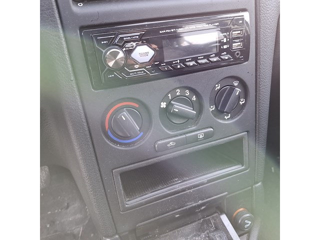 Personenauto mercedes benz, c-klasse 250 cdi, zwart, bouwjaar 2014 - afbeelding 64 van  95