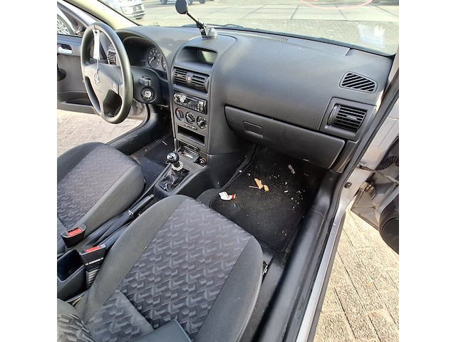 Personenauto mercedes benz, c-klasse 250 cdi, zwart, bouwjaar 2014 - afbeelding 75 van  95