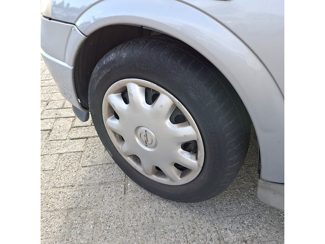 Personenauto mercedes benz, c-klasse 250 cdi, zwart, bouwjaar 2014 - afbeelding 77 van  95