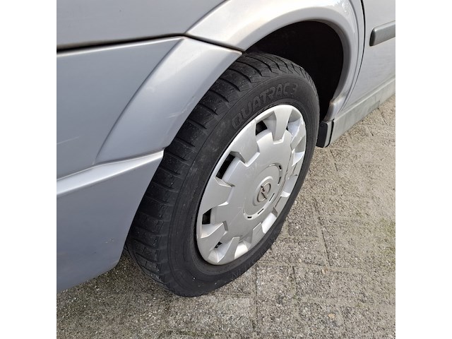 Personenauto mercedes benz, c-klasse 250 cdi, zwart, bouwjaar 2014 - afbeelding 80 van  95