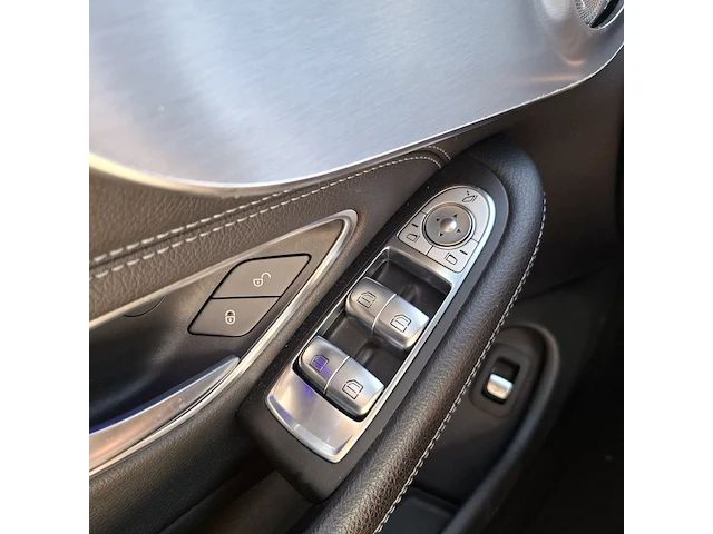 Personenauto mercedes-benz, c-klasse cabrio 200 premium plus, bouwjaar 2018 - afbeelding 16 van  38