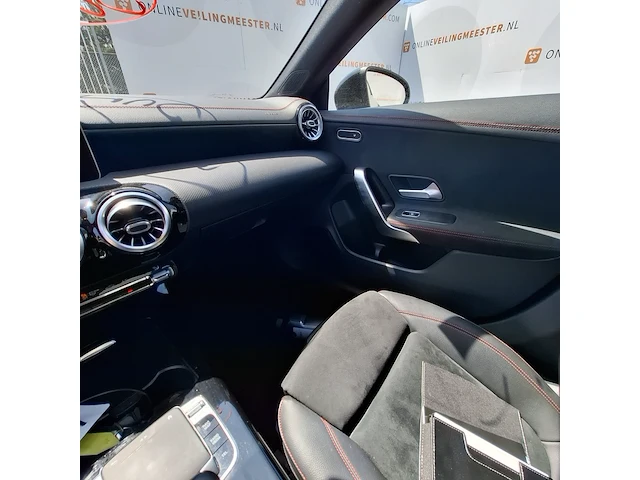 Personenauto mercedes-benz, cla 220, bouwjaar 2019 - afbeelding 10 van  33