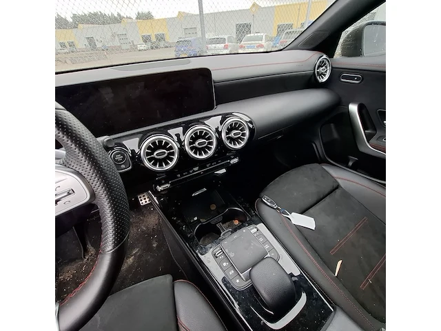 Personenauto, mercedes-benz, cla-klasse 180, 2020 - afbeelding 16 van  44