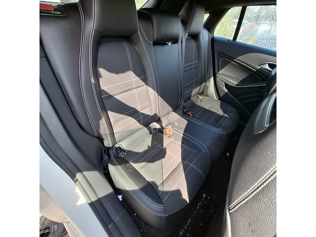 Personenauto mercedes-benz, cla-klasse shooting brake 180, bouwjaar 2016 - afbeelding 37 van  67