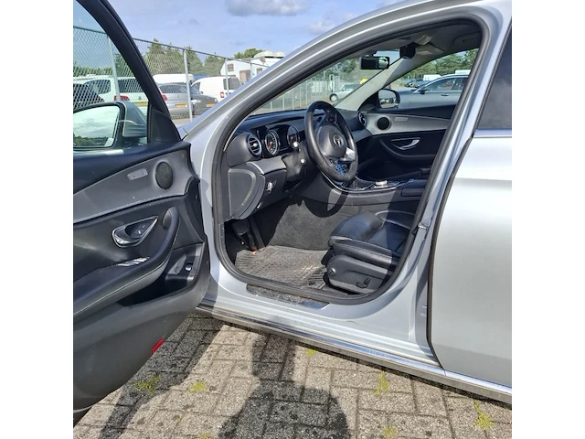Personenauto mercedes-benz, e-klasse 200d ambition, bouwjaar 2017 - afbeelding 18 van  61