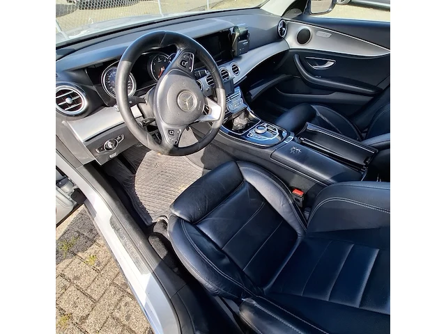 Personenauto mercedes-benz, e-klasse 200d ambition, bouwjaar 2017 - afbeelding 21 van  61