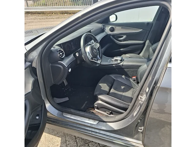 Personenauto mercedes-benz, e-klasse 220 d business solution, bouwjaar 2020 - afbeelding 62 van  62
