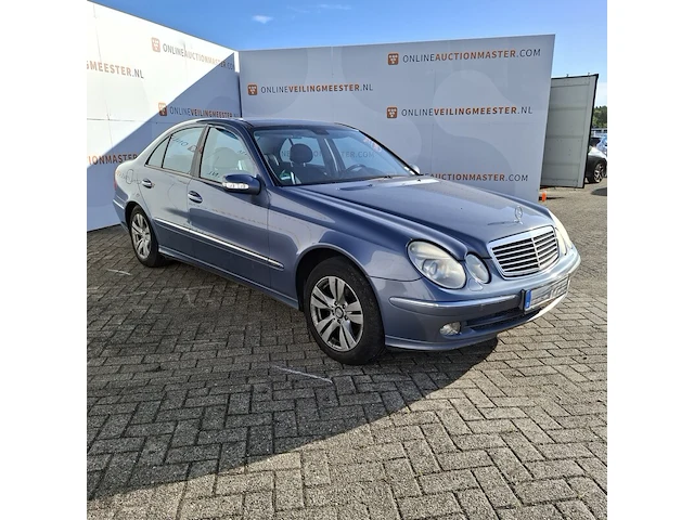 Personenauto mercedes-benz, e-klasse 240 - afbeelding 12 van  42