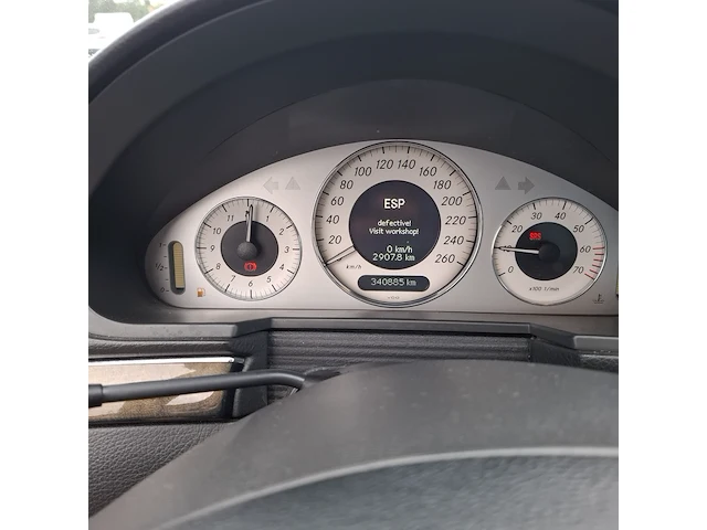 Personenauto mercedes-benz, e-klasse 240 - afbeelding 29 van  42