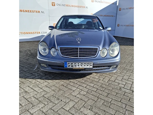 Personenauto mercedes-benz, e-klasse 240 - afbeelding 23 van  42