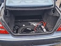 Personenauto mercedes-benz, e-klasse 240 - afbeelding 35 van  42