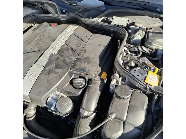Personenauto, mercedes-benz, e-klasse 240 - afbeelding 29 van  43
