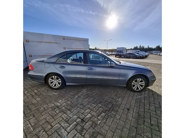 Personenauto, mercedes-benz, e-klasse 240 - afbeelding 4 van  43