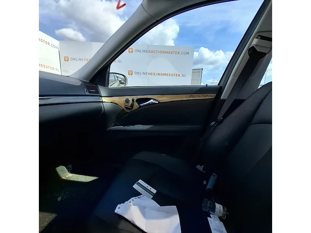Personenauto mercedes-benz, e-klasse 500 elegance, bouwjaar 2002 - afbeelding 9 van  30
