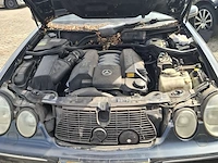 Personenauto mercedes-benz, e-klasse combi 430 avantgarde, 2000 - afbeelding 24 van  53